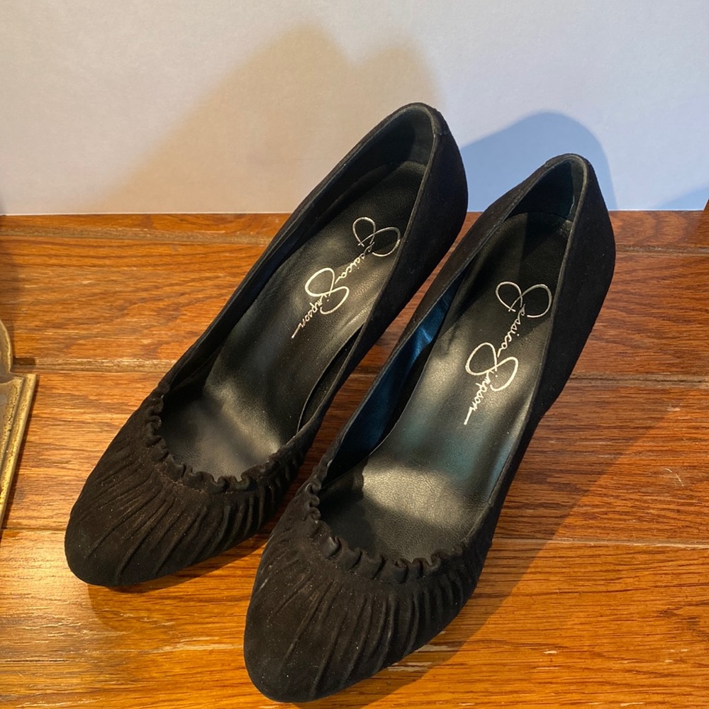 Jessica Simpson Black Suede "KALLY" Ruffled Heels